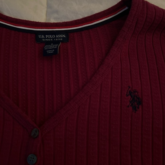 Maroon Polo sweater size L - Picture 3 of 3